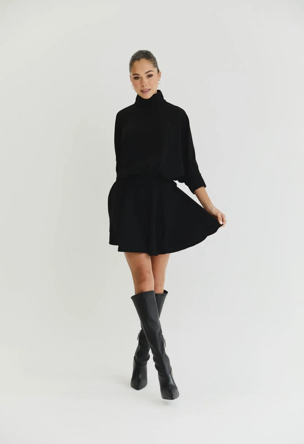 Anne Louise Boutique Denver Dress, stylish casual dress with floral pattern and flattering fit, shown on a model.
